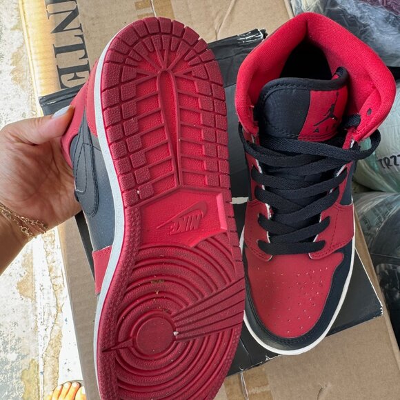 Air Jordan 1 Mid BG Black/Gym Red Youth Size 5 - Lightly Used - Picture 7 of 10